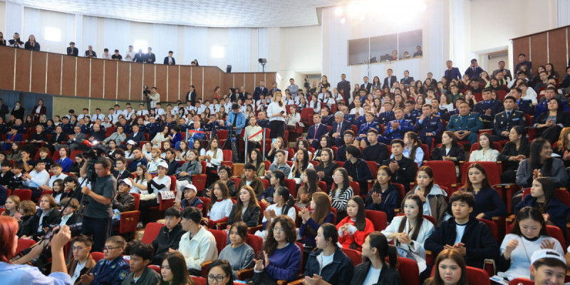 Қарағандыда «Жастар – Заң мен Тәртіптің тірегі» форумы 15 мыңға жуық студенттің басын қосты