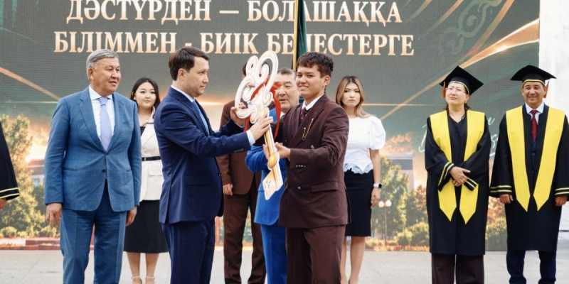 ҚАТЗУ-да бірінші курс студенттерін қабылдау салтанаты өтті