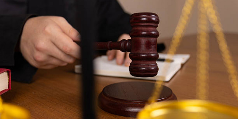 Батыс Қазақстан облысында студент әкесін сотқа берді