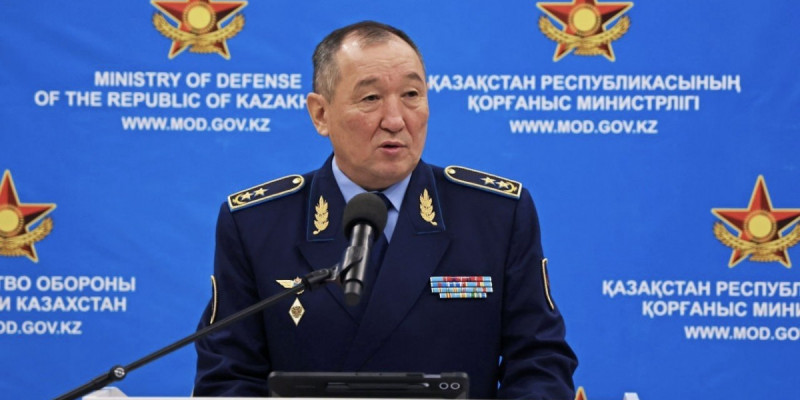 Президент Дәурен Қосановты Қорғаныс министрі лауазымынан босатты