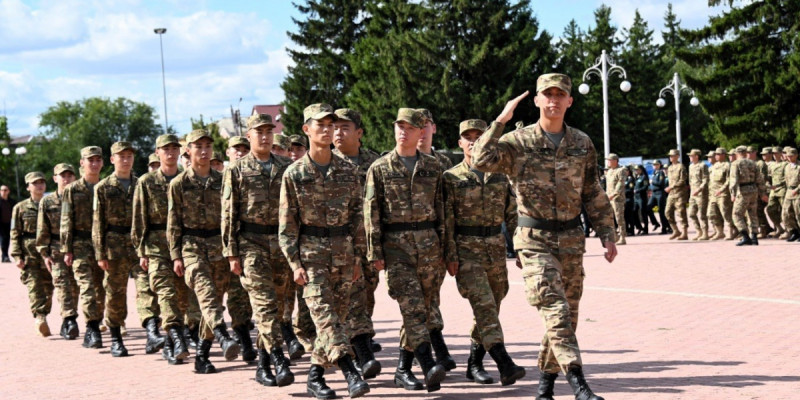 Қазақстандықтардың 85 пайыздан астамы Президенттің армияны реформалау туралы шешімін қолдайды
