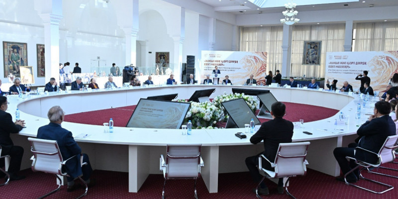 ҚазҰУ-да «Жамбылтану» 5 томдығы жарық көрді