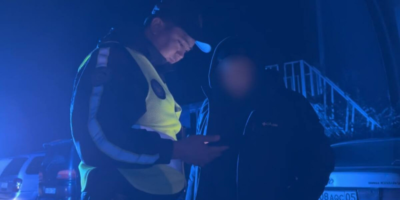 Алматы облысында камераға әдепсіз қимыл көрсеткен жүргізуші жауапқа тартылды