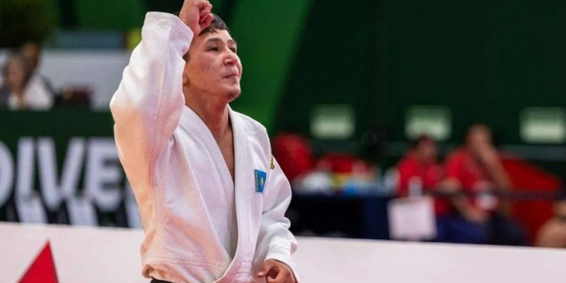 Талғат Орынбасар Олимпиада чемпионы Елдос Сметовті жеңіп, Grand Slam турнирінің қола жүлдесін еншіледі