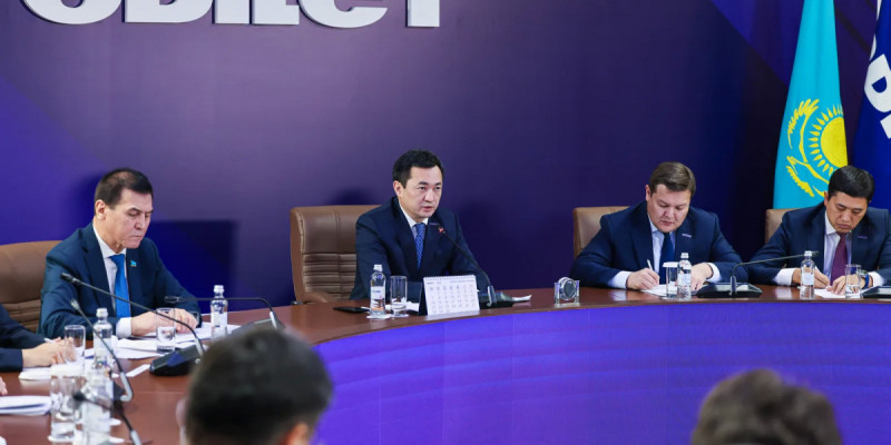 Инфрақұрылымның цифрлық моделі, жаңа Азаматтық кодекс және жастарды жұмыспен қамту: «Әділет» партиясы Президент Жолдауын жүзеге асыруға кірісті