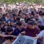 Тегін балмұздақ таратқан Роза Рымбаева жауапқа тартылды (ВИДЕО)