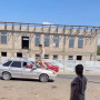 Жамбылда супермаркет жарнамалаймын деп көліктің әйнегін сындырған блогер қамауға алынды