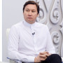 «Әкем өмірден өткенде өлімнің бар екенін түсіндім»: Азамат Сатыбалды марқұм ата-анасы туралы айтты
