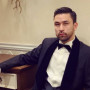 «Осы жанжал қажет болған шығар»: Әнші Әмре көмекшісімен татуласты