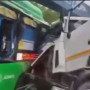 Алматыда автобус апатқа ұшырап, 23 адам зардап шекті