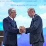 Тоқаев Түркияның ең жоғары мемлекеттік наградасымен марапатталды