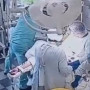 8,7 балдық жер сілкінісі: үрейге бой алдырмай, адам өмірін құтқарған дәрігерлер елді тәнті етті (ВИДЕО)