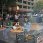 Starbucks Korea кофеханада оқуға немесе жұмыс істеуге шектеу қоймақ