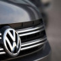 "Қуат керек болса, ай сайын ақша төле": Volkswagen көліктеріне жаңа жүйе енгізе бастады