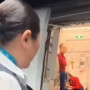 Шымкентте ұшаққа кешіккен әйел әуежайда жанжал шығарды (ВИДЕО)