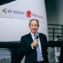 «Air Astana» басшысы Питер Фостер қызметінен кетеді