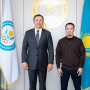 «ҰОК қажетті қолдауды көрсетуге дайын»: Геннадий Головкин Айдос Сұлтанғалимен кездесті