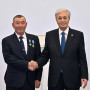 Елімізде қажырлы еңбегінің арқасында нағыз еңбек адамы атанған азаматтар өте көп – Мемлекет басшысы