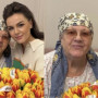 «Өтінемін, өмір сүрші»: Тележүргізуші Анна Данченко анасының ауыр хәлде жатқанын айтты