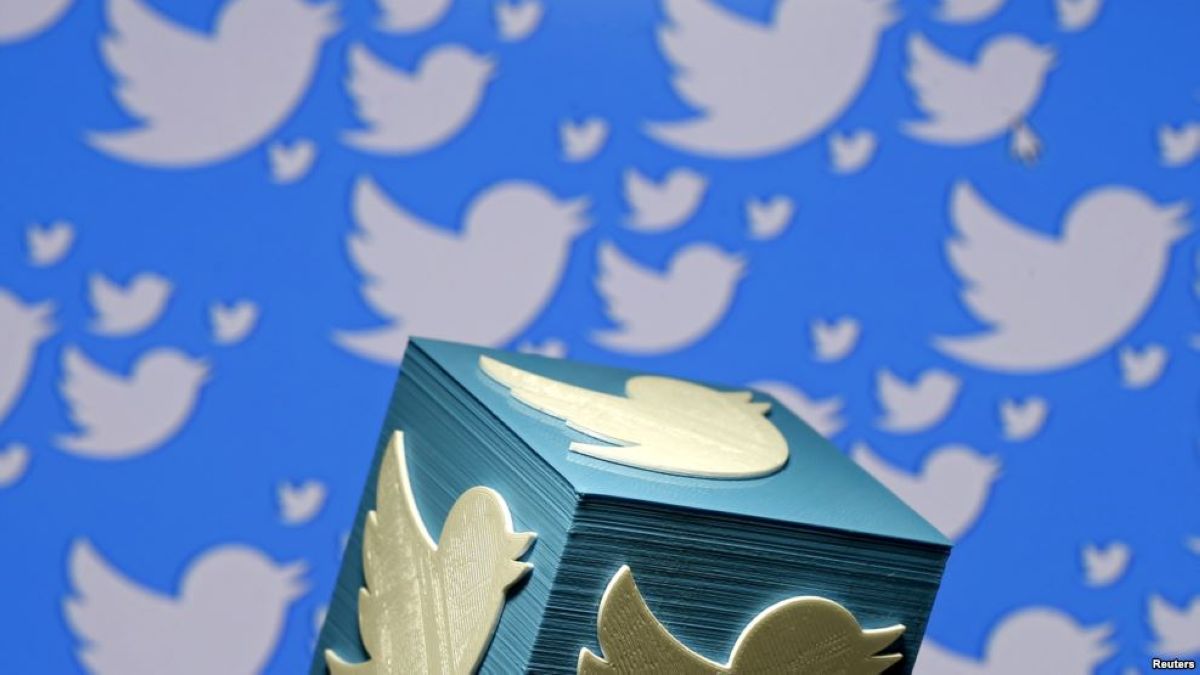 "Твиттер" 300 мыңнан астам аккаунтты экстремизм үшін жауып тастады