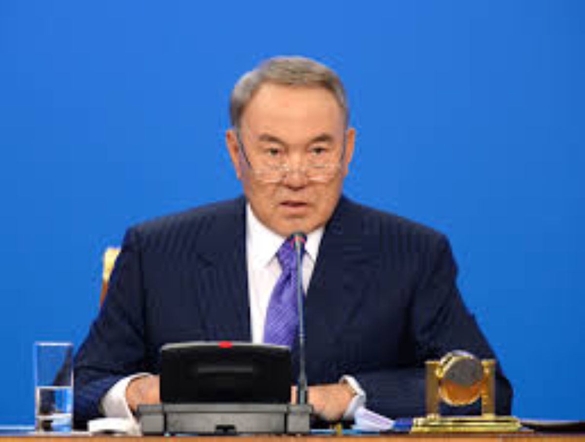 Назарбаев: Атымды Астанаға беріңдер деп ешкімге айтқан жоқпын
