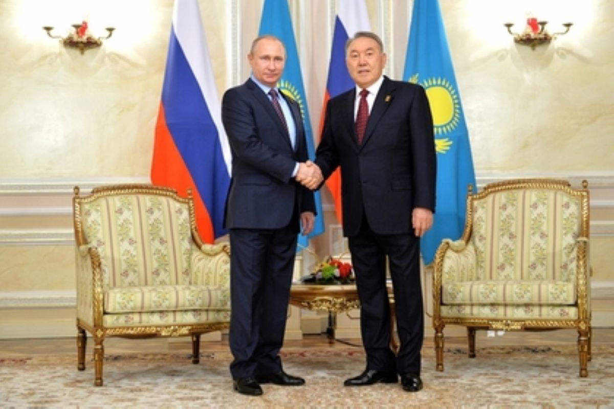 Назарбаев Путинмен кездесті