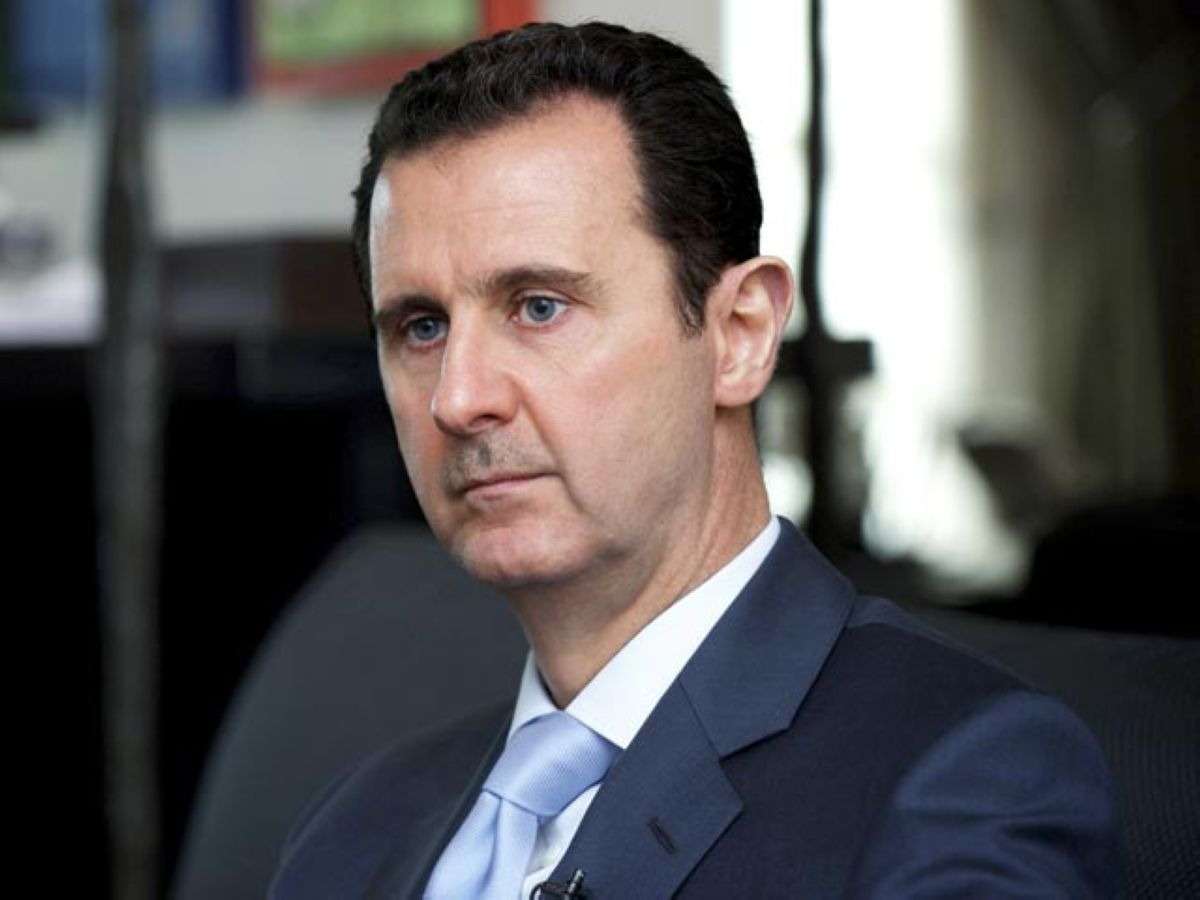 Башар Асад өз орнын қашан босататынын айтты