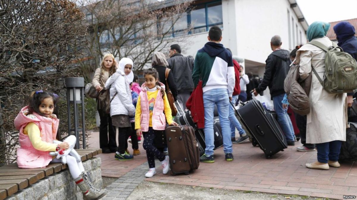 Германия заңсыз мигранттарды депортациялауды тездетеді