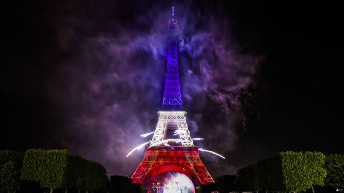 Париж билігі Эйфель мұнарасын террористерден қорғамақ