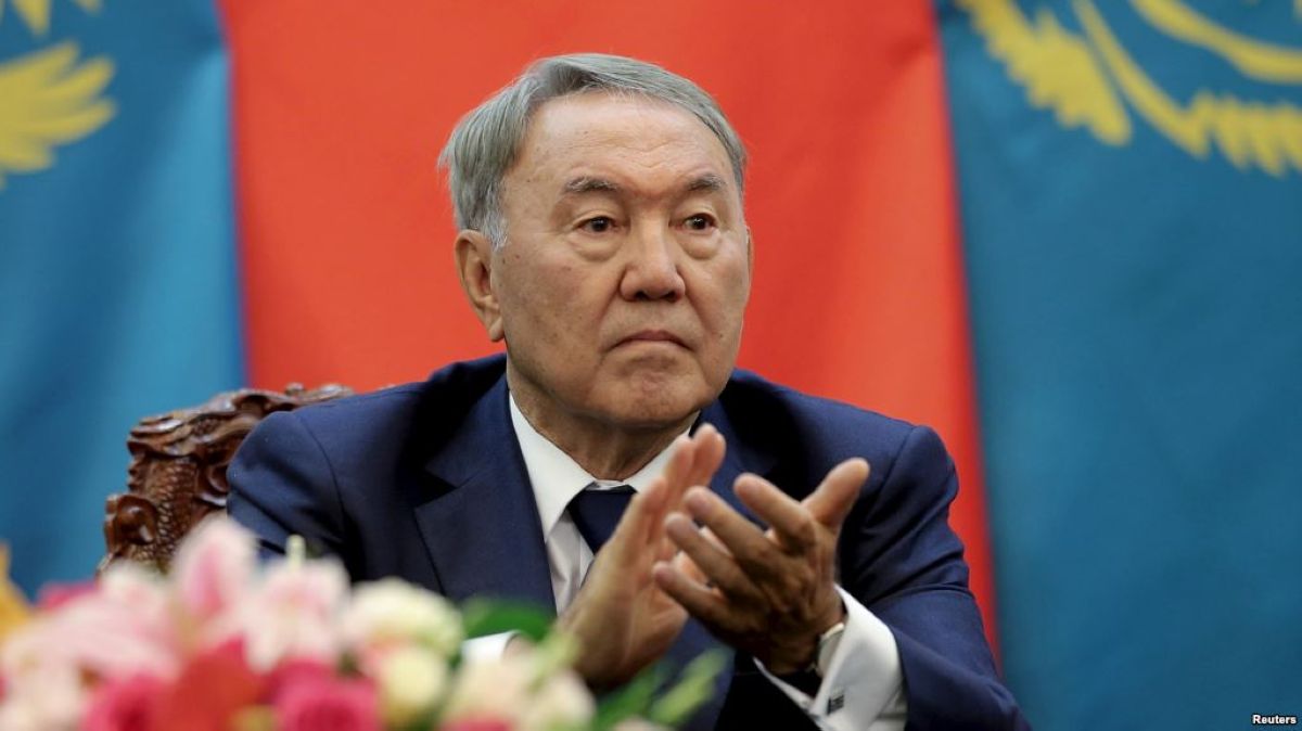 Назарбаев нысандарға өзінің атын бермеуді сұрады