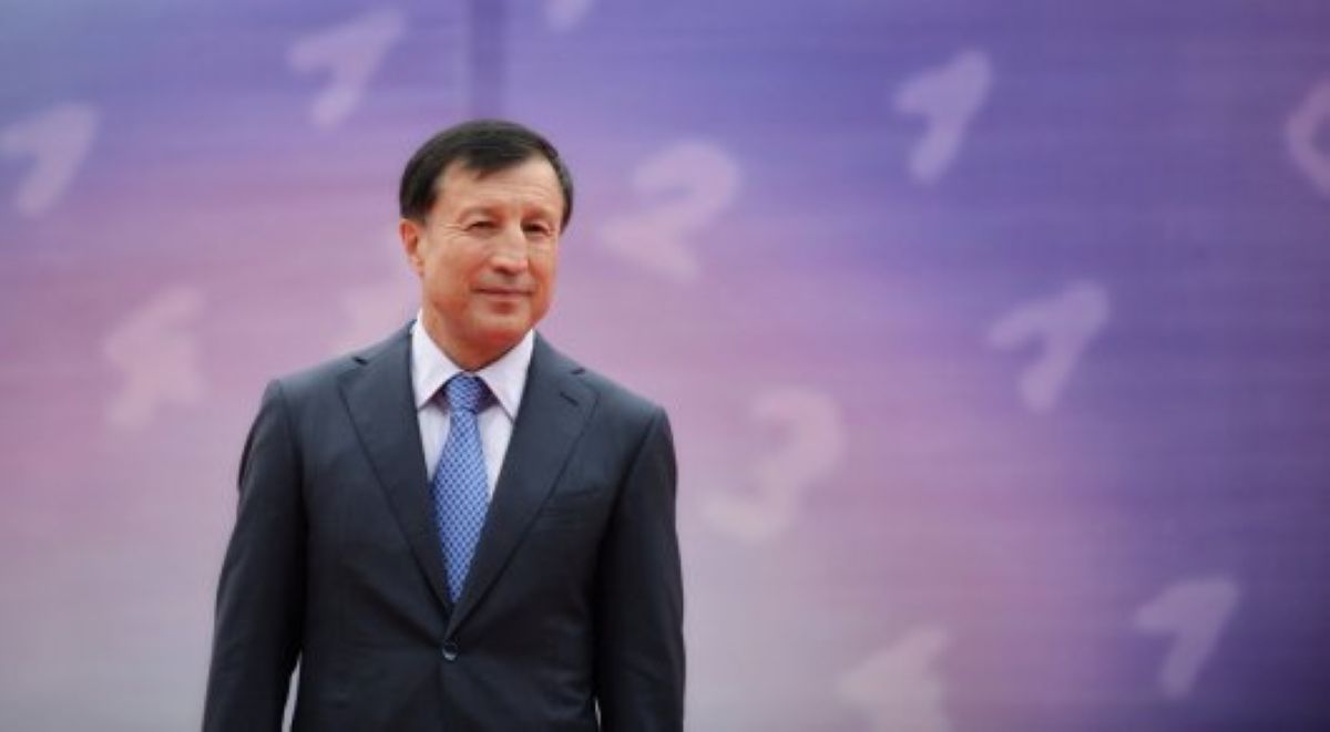 Назарбаев Жақсыбековтің өкілеттігін 2022 жылға дейін ұзартты