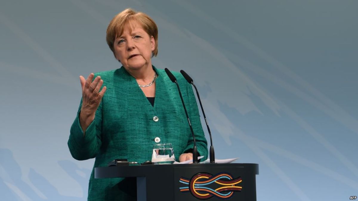 Меркель: Америка әлемнен оқшауланса, ұлы мемлекет бола алмайды