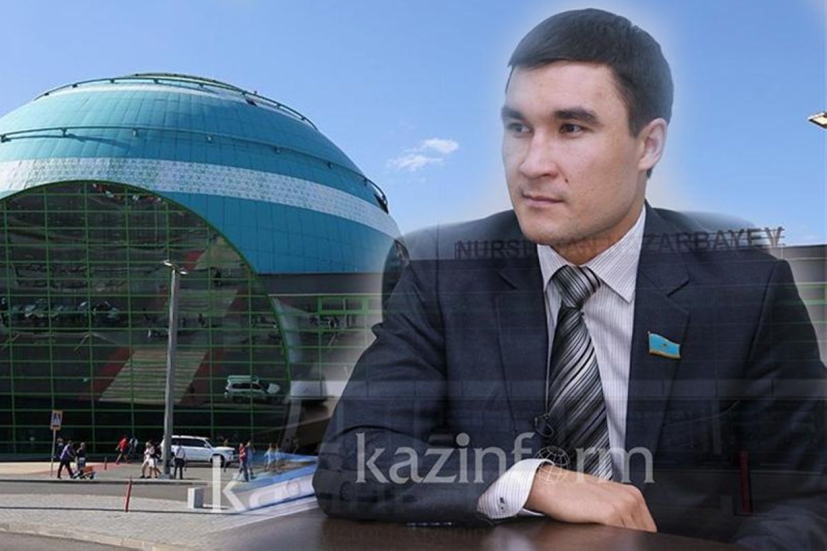 Серік Сәпиев Астана әуежайындағы автотұрақ бағасын сынға алды