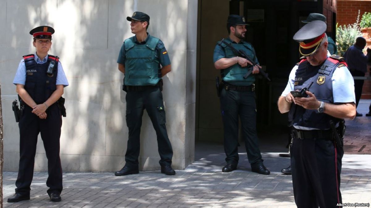 Испания полициясы терроризмге күдікті бірнеше адамды өлтірді