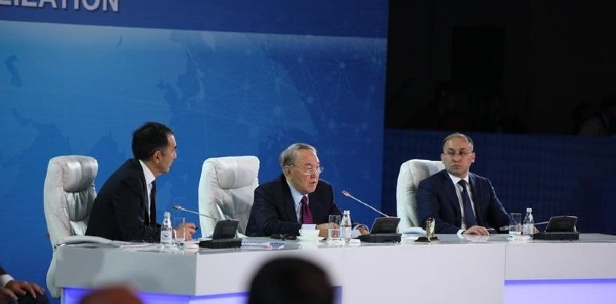Нұрсұлтан Назарбаев: Цифрландыру барысында ақша «желге» ұшпауы тиіс