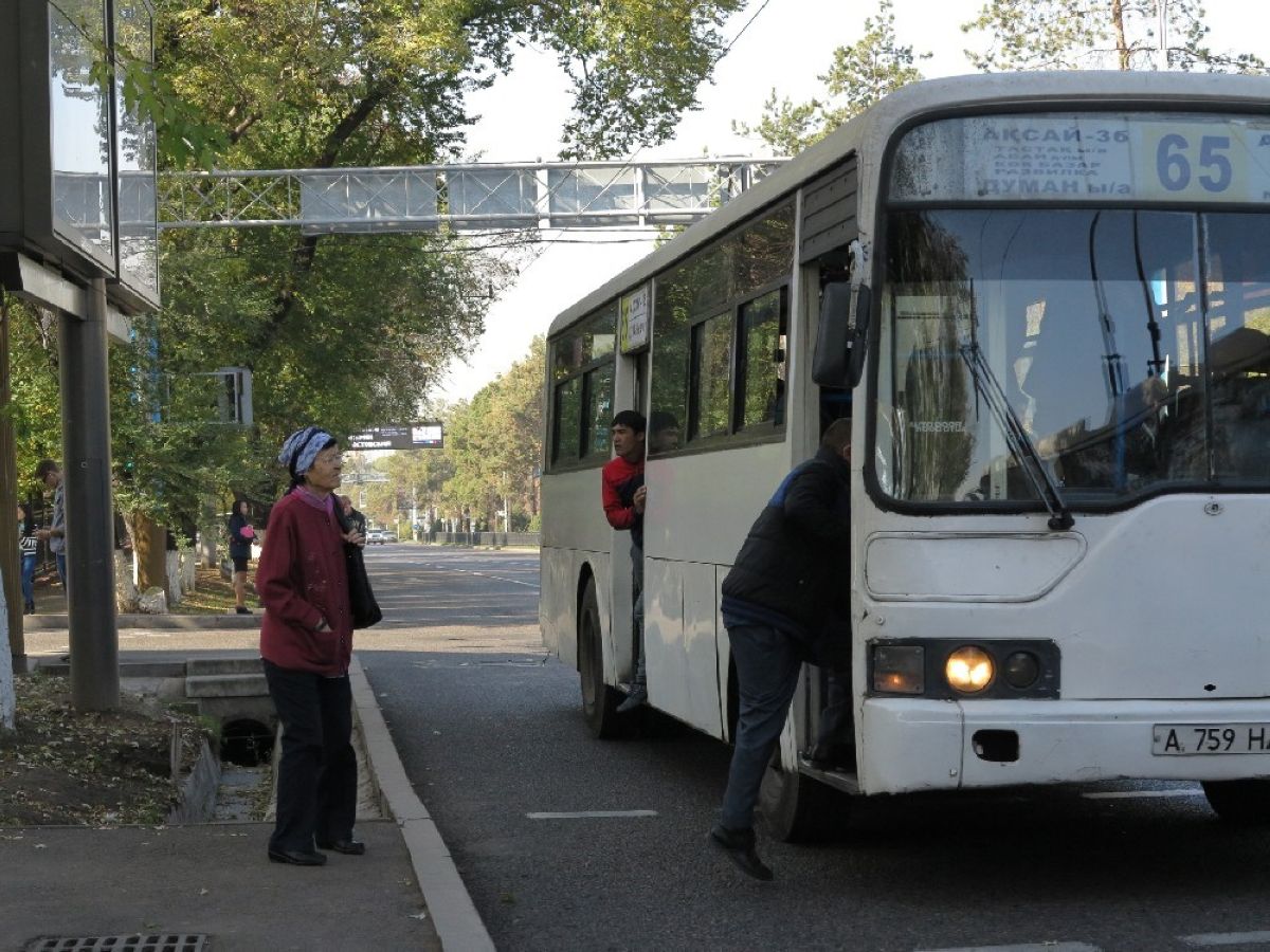 Алматы қара түтін будақтататын автобустардан арылады