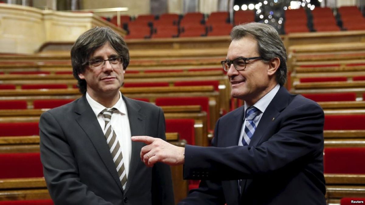 Карлес Пучдемон: "Каталония тәуелсіз мемлекет болу құқығын жеңіп алды"