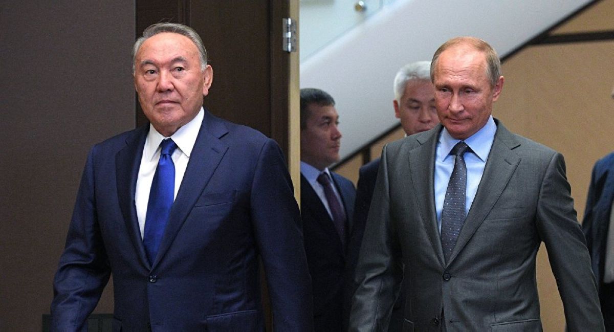 Назарбаев пен Путин телефон арқылы не талқылады?