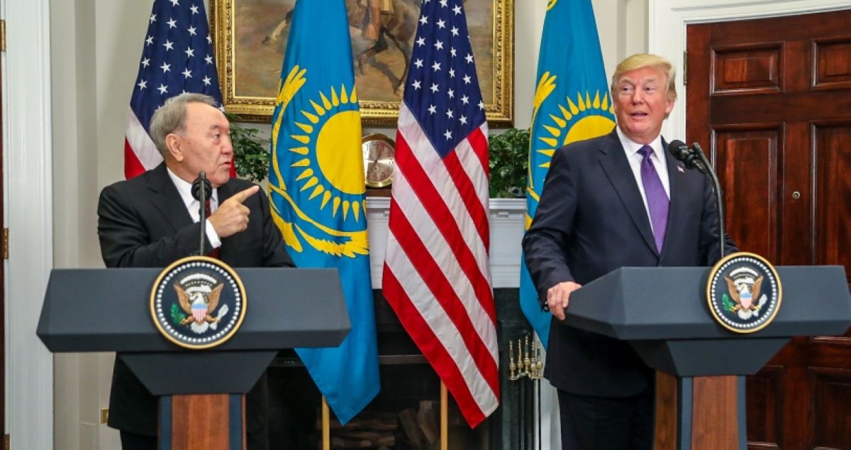 Трамптың Назарбаевқа көрсеткен айрықша құрметі АҚШ журналистерін таңғалдырды