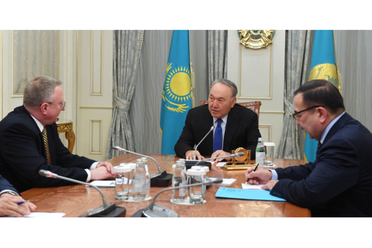 Нұрсұлтан Назарбаев АҚШ Елшісімен кездесті