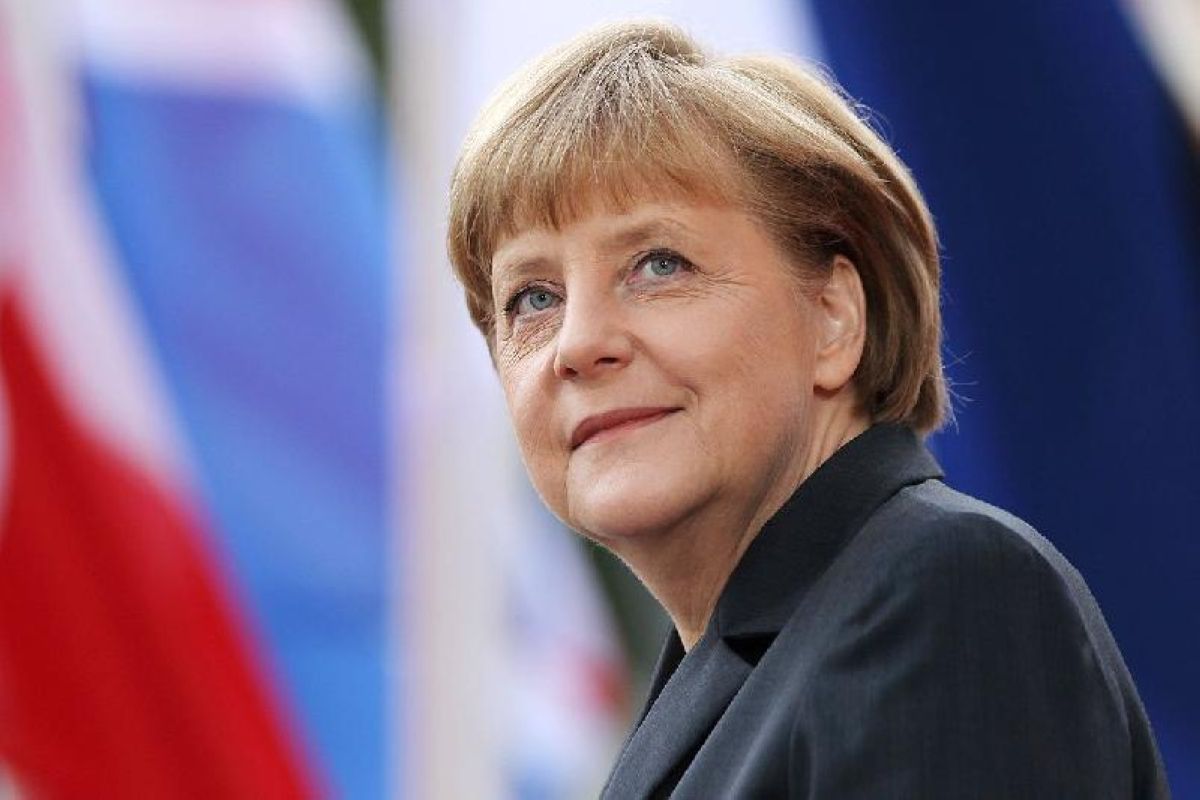 Ангела Меркель Германия канцлері болып қайта сайланды