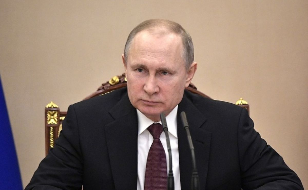 Путин шетелдіктерге ықтияр хат беру тәртібін жеңілдетуді тапсырды