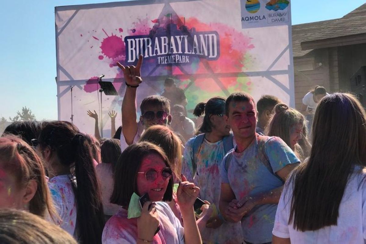 Бурабайда «Colorfest Burabay» фестивалі өтті