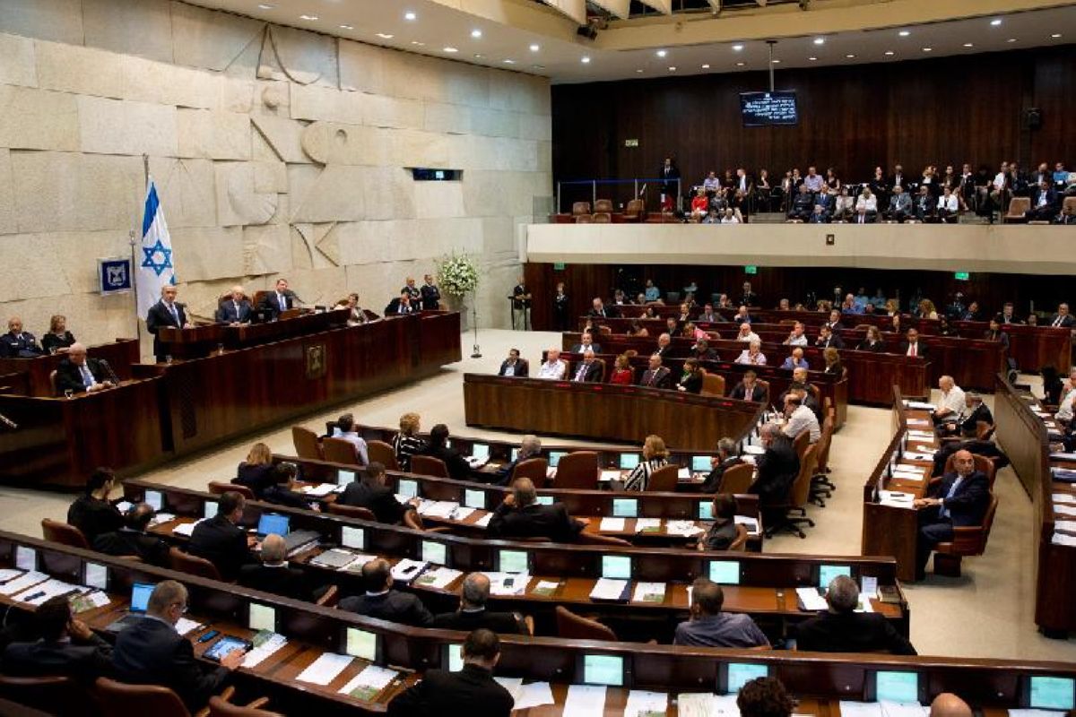 Израиль парламенті өзін-өзі таратып жіберді