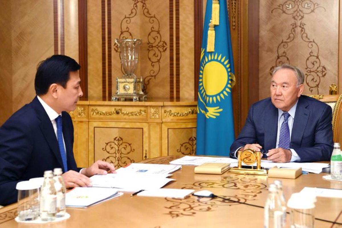 Нұрсұлтан Назарбаев астананың экономикасына инвестиция тарту мәселелеріне назар аударды