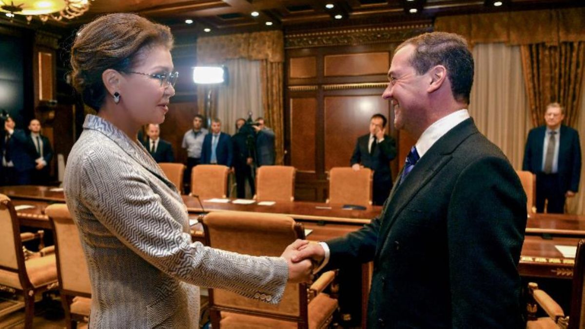Назарбаева Медведевпен кездесті