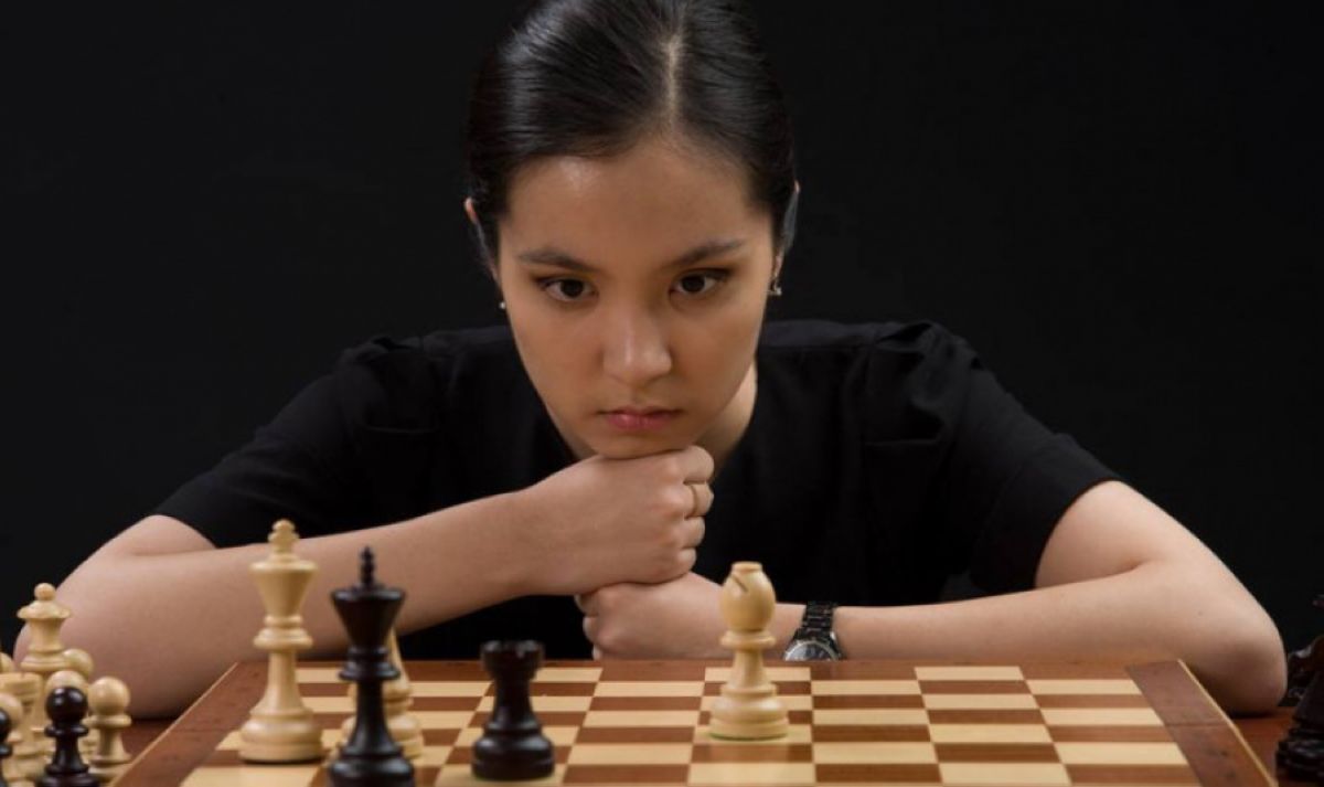 Динара Сәдуақасова әлемдегі үздік 10 шахматшының қатарына енді