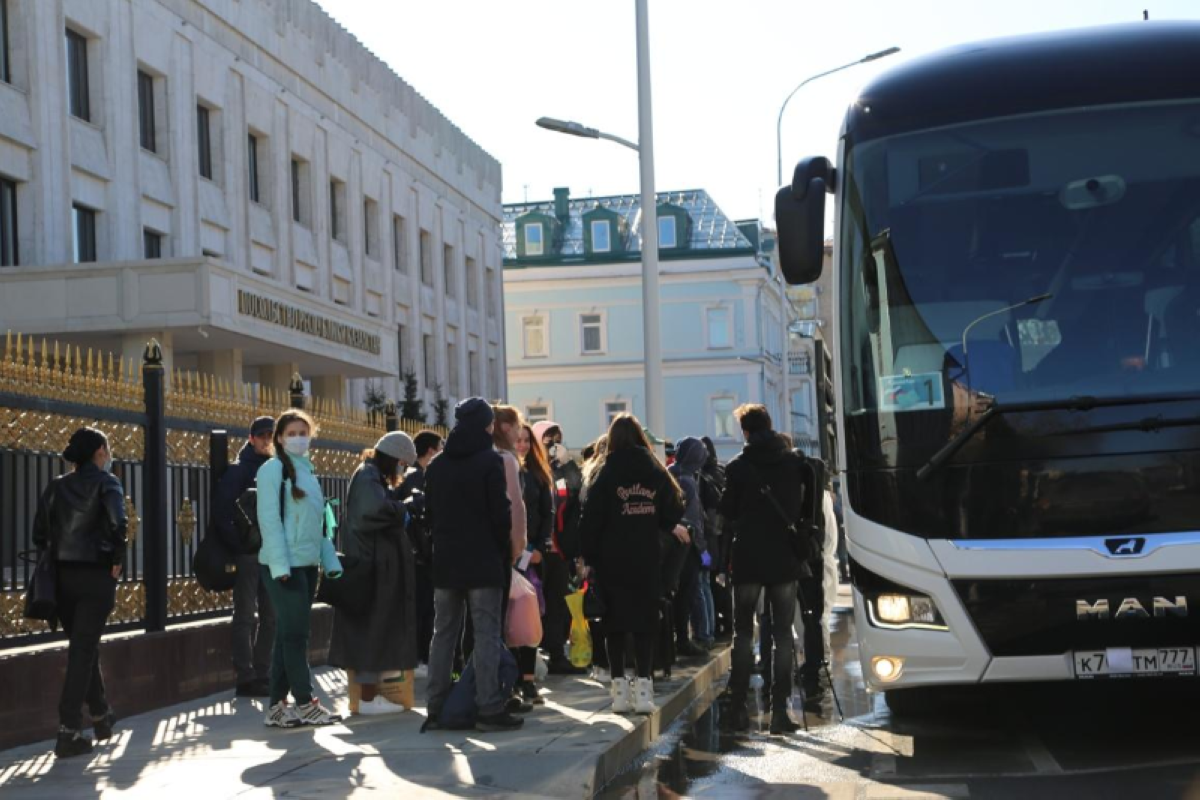 Ресейдегі 250-ден астам қазақстандық студент автобуспен елге бет алды