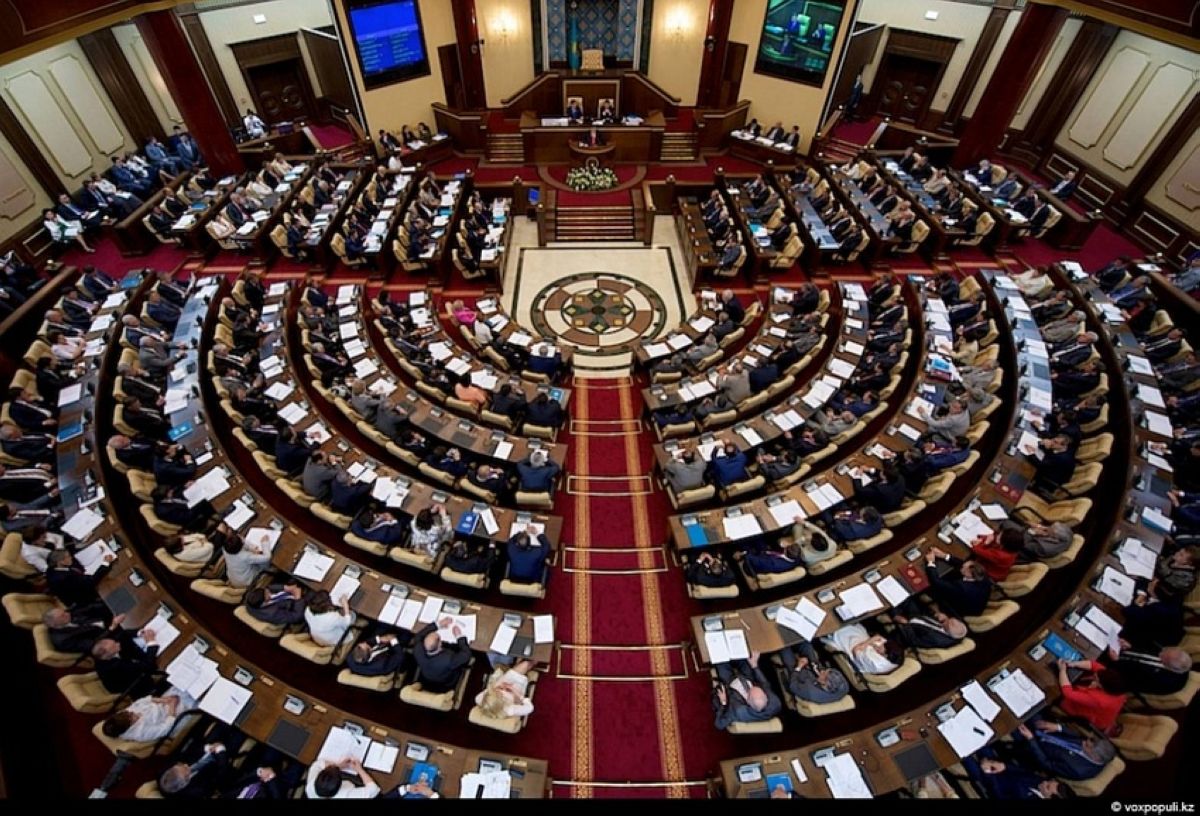 Парламент: Nur Otan партиясы депутаттарының белсенділігі жоғары