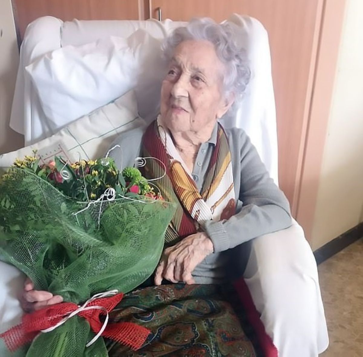 COVID-19: Испанияда 113 жастағы кейуана індетті жеңді